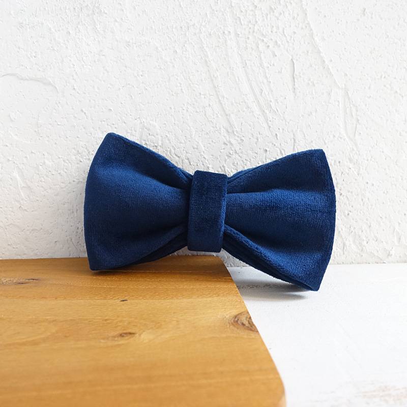 Bow pet collar
