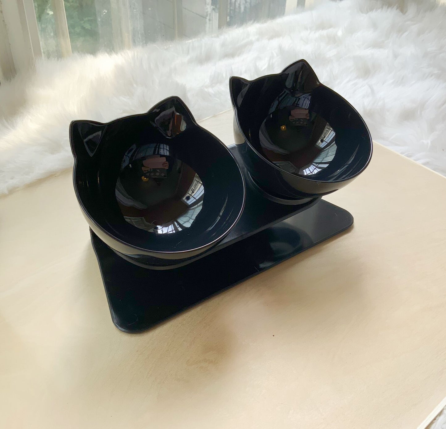 15° Tilted Cat Bowl – Comfortable & Healthy Feeding for Your Pet!