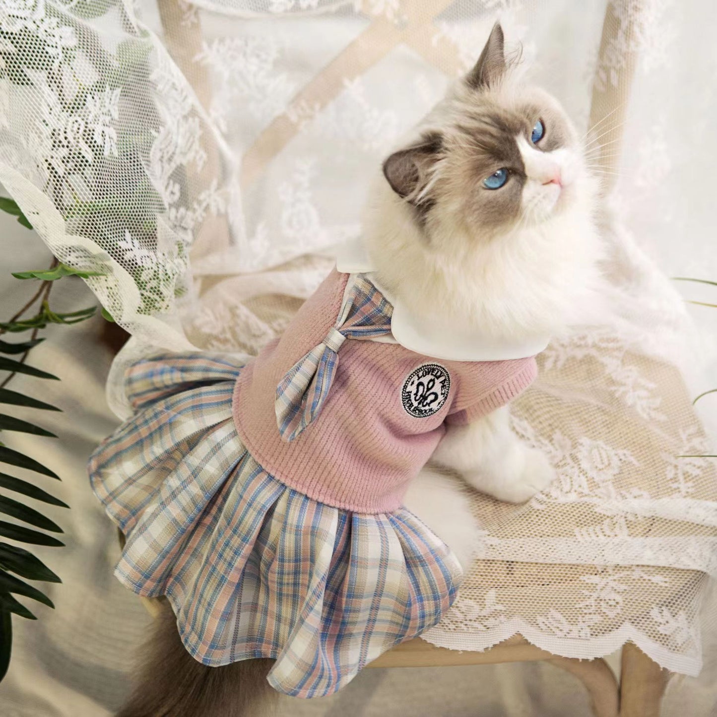 Princess Pet Skirt – Elegant & Adorable Outfit for Your Fur Baby! ✨
