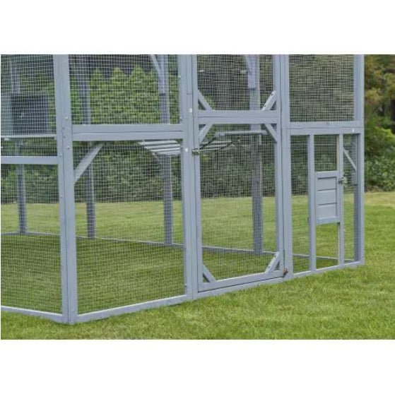 Outdoor Cat House & Playpen – A Safe Haven for Your Furry Friends!